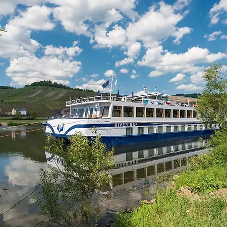 River Bär Mulheim an der Mosel